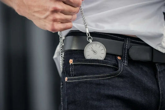 How to Wear a Pocket Watch – A Complete Guide for Modern Gentlemen & Vintage Lovers