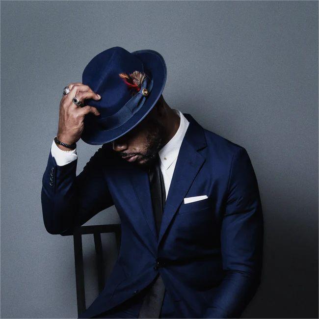 La signature du sophistiqué - Fedora bleu marine
