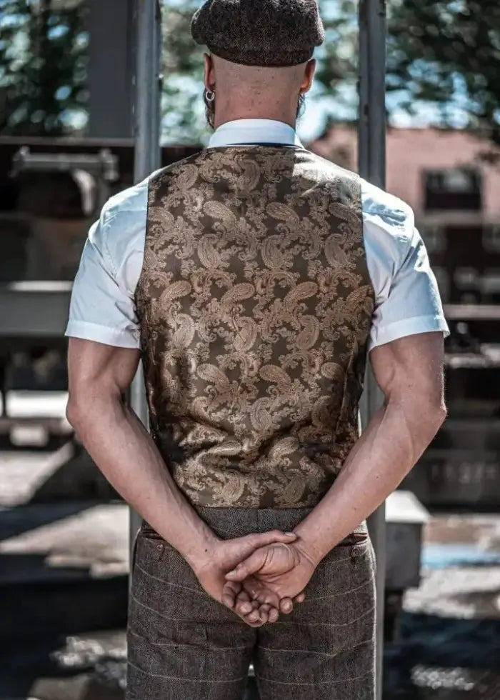 Brown Herringbone Tweed 3-Piece Suit – Double-Breasted 1920s Inspired Style