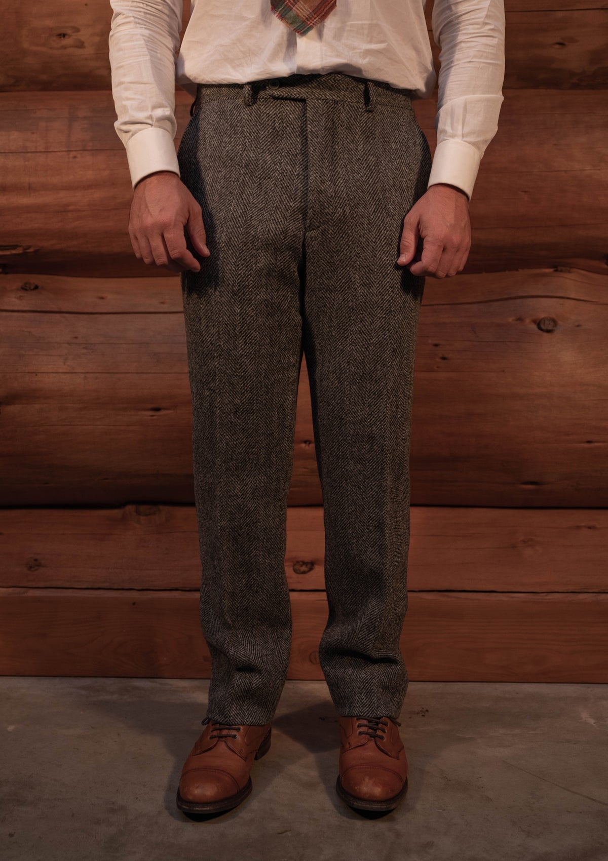 Authentic Scottish tweed Tweed Tapered Trouser - Grey Herringbone