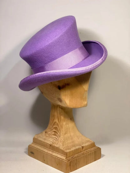Chapeau haut-de-forme asymétrique